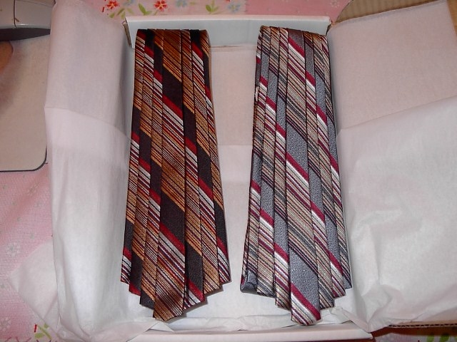 perrysneckties.jpg (153971 bytes)